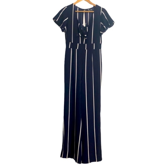 Crystal Bay Jumpsuit Short Sleeve Navy Blue & White Striped Size 7 - Picture 1 of 13